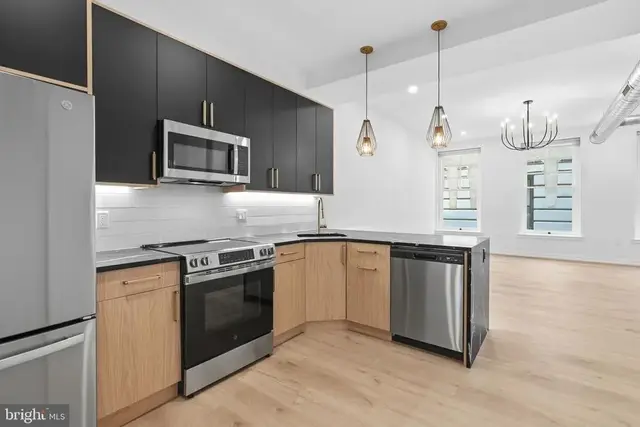 1232 Chancellor St #3b, Philadelphia