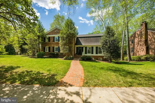 10500 Stable Ln, Potomac
