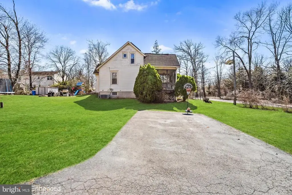 607 Railroad Blvd, CHERRY HILL