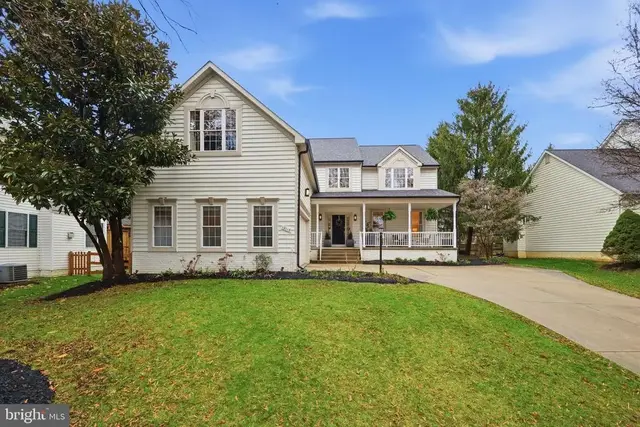 12113 Hidden Waters Way, Clarksville