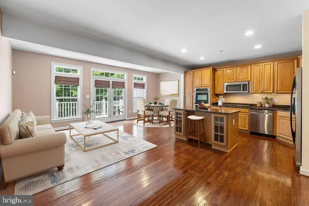 1627 Whitehall Dr, SILVER SPRING
