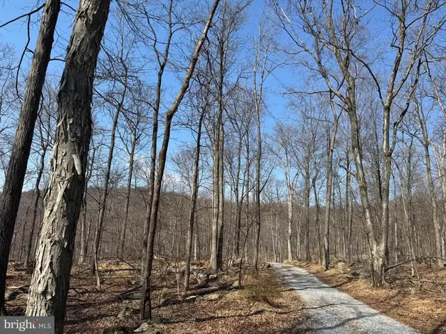 Middle Point Rd, Myersville