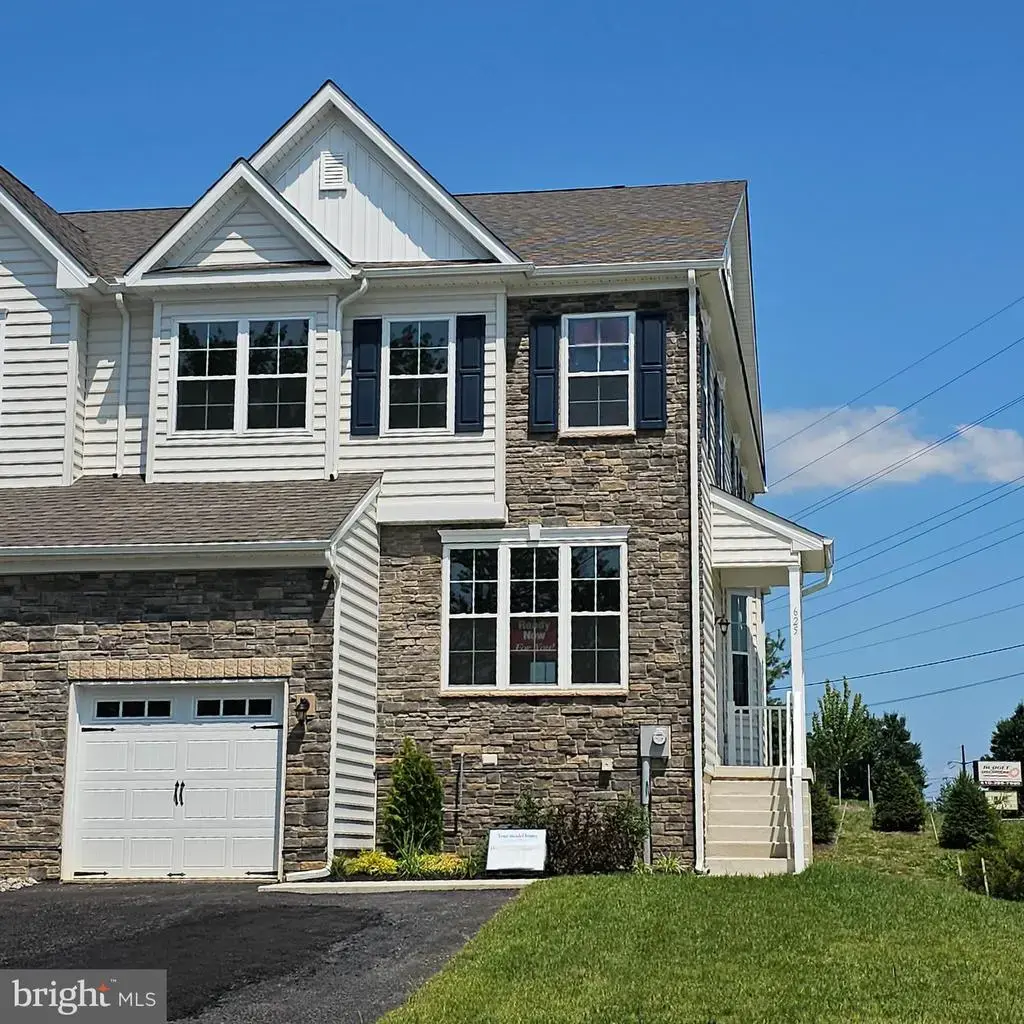 625 Fountain View Cir, ALLENTOWN