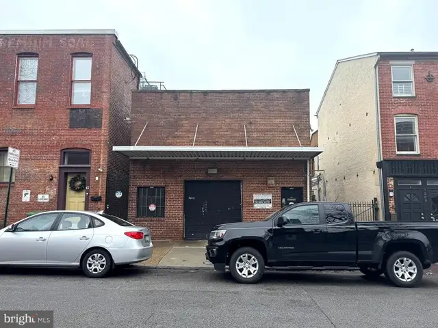 1205 Hollins St, Baltimore