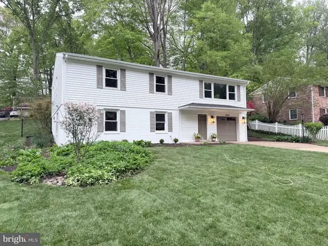 8615 Kerry Ln, Springfield