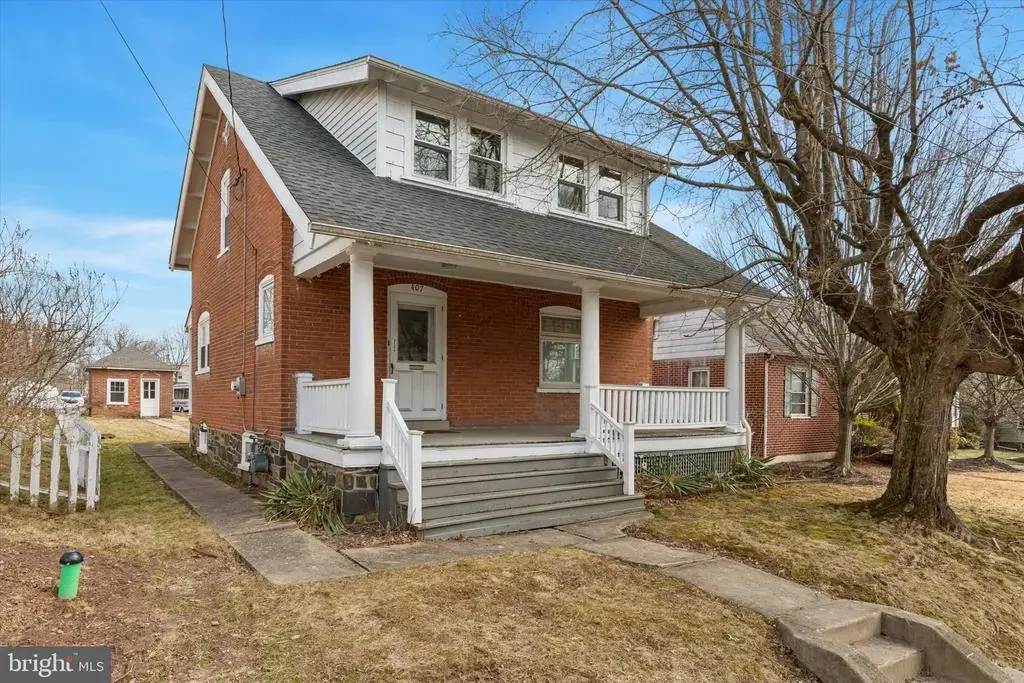 407 Lawn Ave, SELLERSVILLE