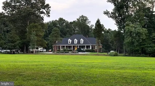 6440 Fieldcrest, La Plata