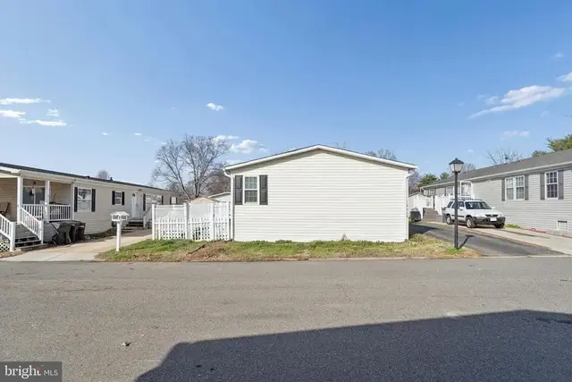 14508 United Dr, Chantilly