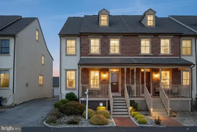 258 E 2nd St, New Castle