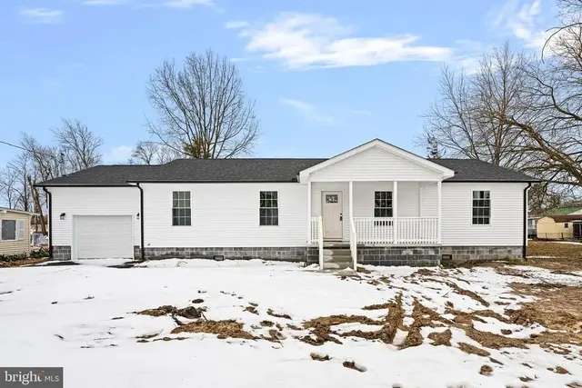 18 Mcclary St, Leipsic