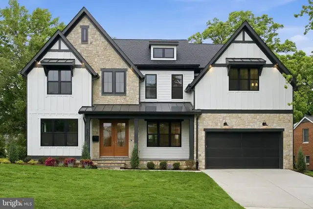 3301 Winnett Rd, Chevy Chase