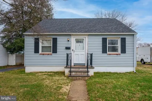 213 Decalb Ave, Wilmington