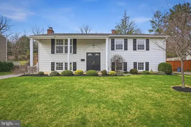 8610 Valleyfield Rd, Lutherville Timonium