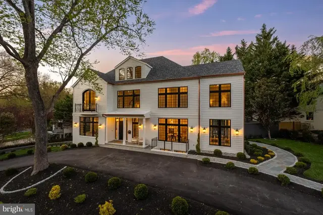 5125 Upton St Nw, Washington