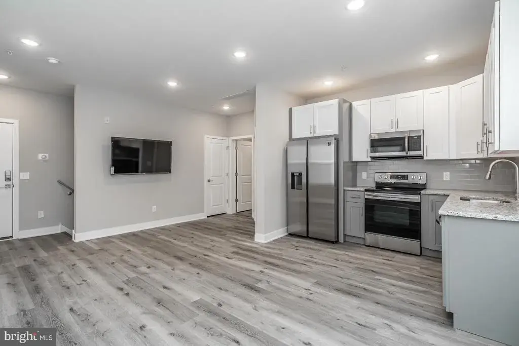 616 N Union St #b, PHILADELPHIA