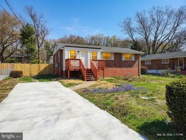 6312 Indian Run Pkwy, Alexandria