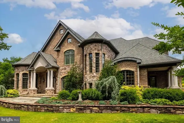 4255 Fortress Dr, Blacksburg