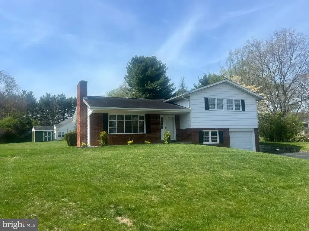 19119 Woodhaven Dr, HAGERSTOWN