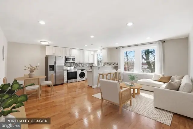 33 Kennedy St Nw #202, Washington