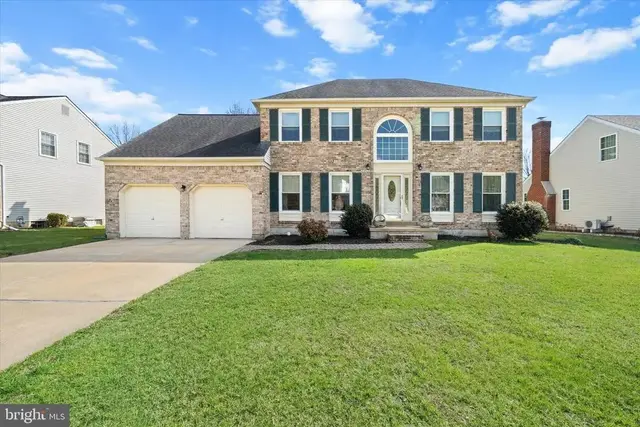 161 Woodland Rd, Newark