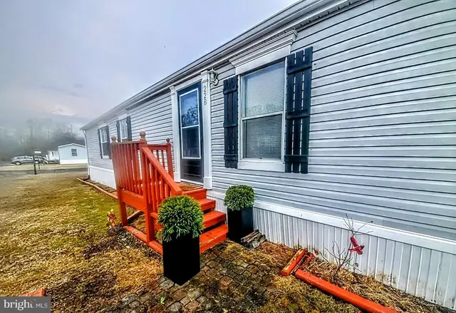 228 Poclain Dr, Aberdeen