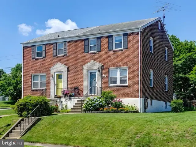 102 Lyndale Ave, Nottingham