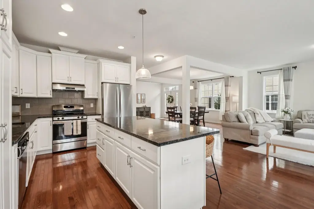 1436 Roswell Ln, WEST CHESTER