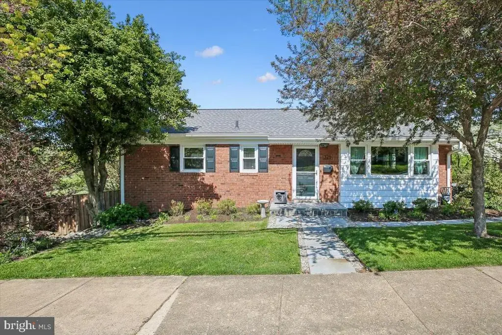 325 N Manchester St, ARLINGTON