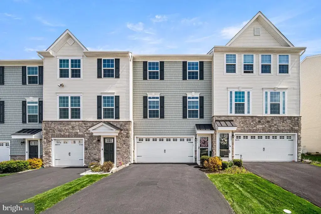 135 Arbor Blvd, PERKASIE