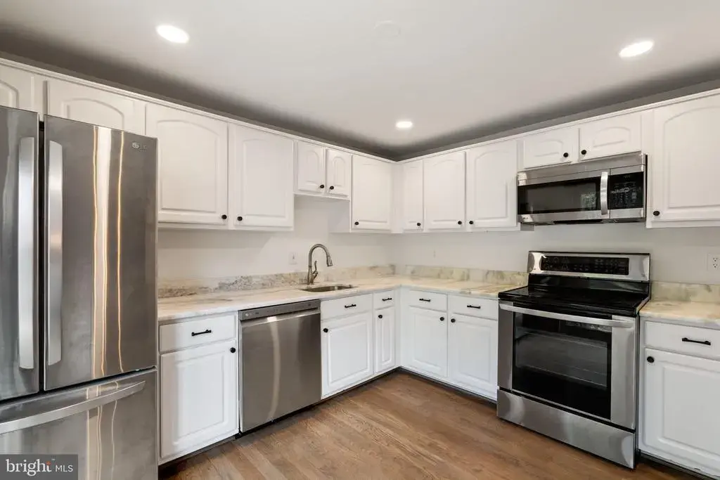 3050 Silent Valley Dr, FAIRFAX