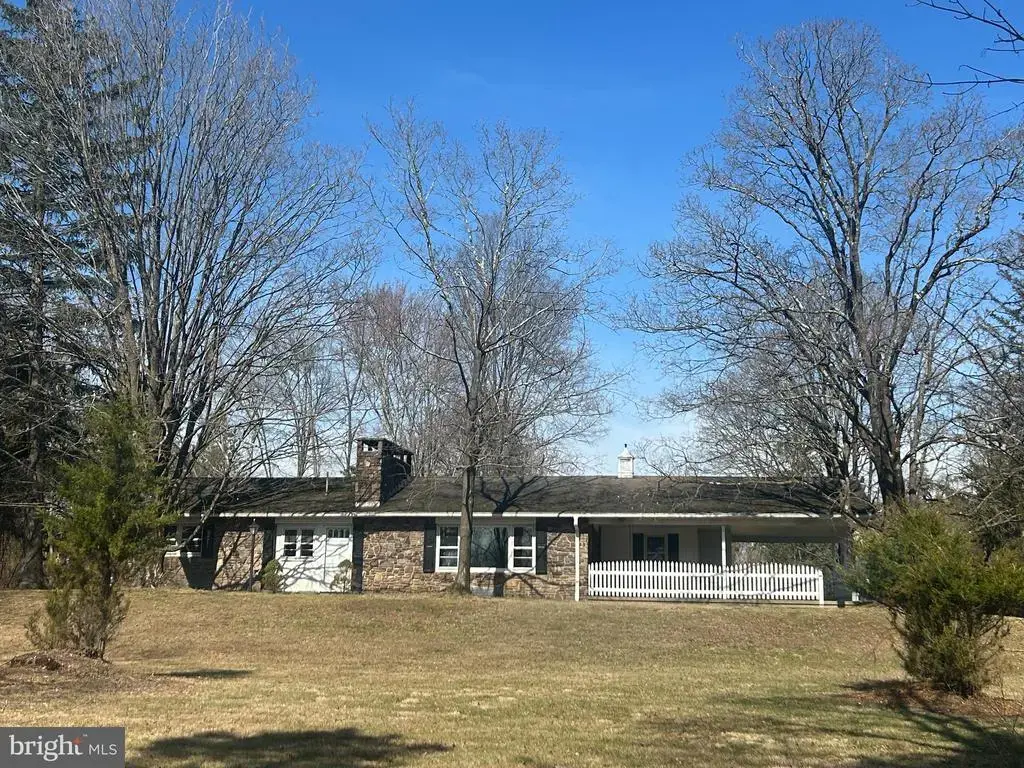 6953 Sladek Rd, NEW HOPE