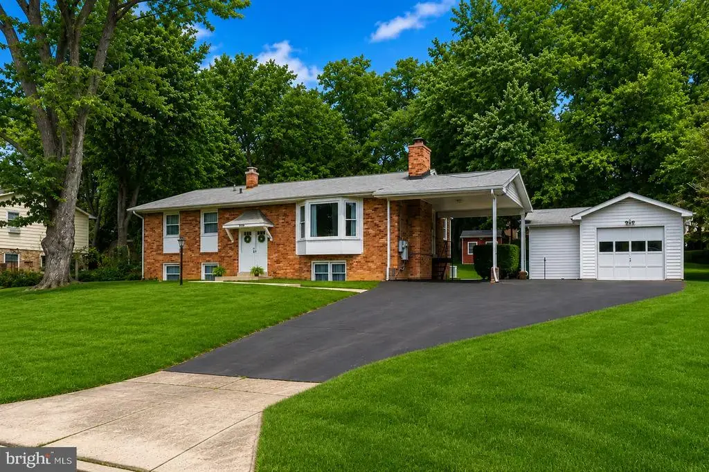 9716 Dale Dr, UPPER MARLBORO