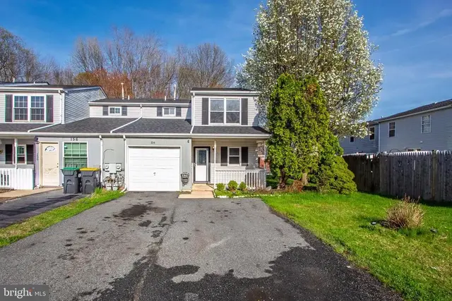 154 Freedom Trl, New Castle