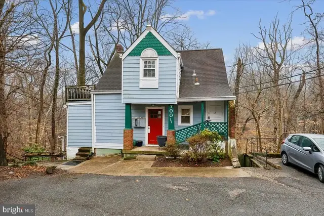 700-a Chaney Dr, Takoma Park