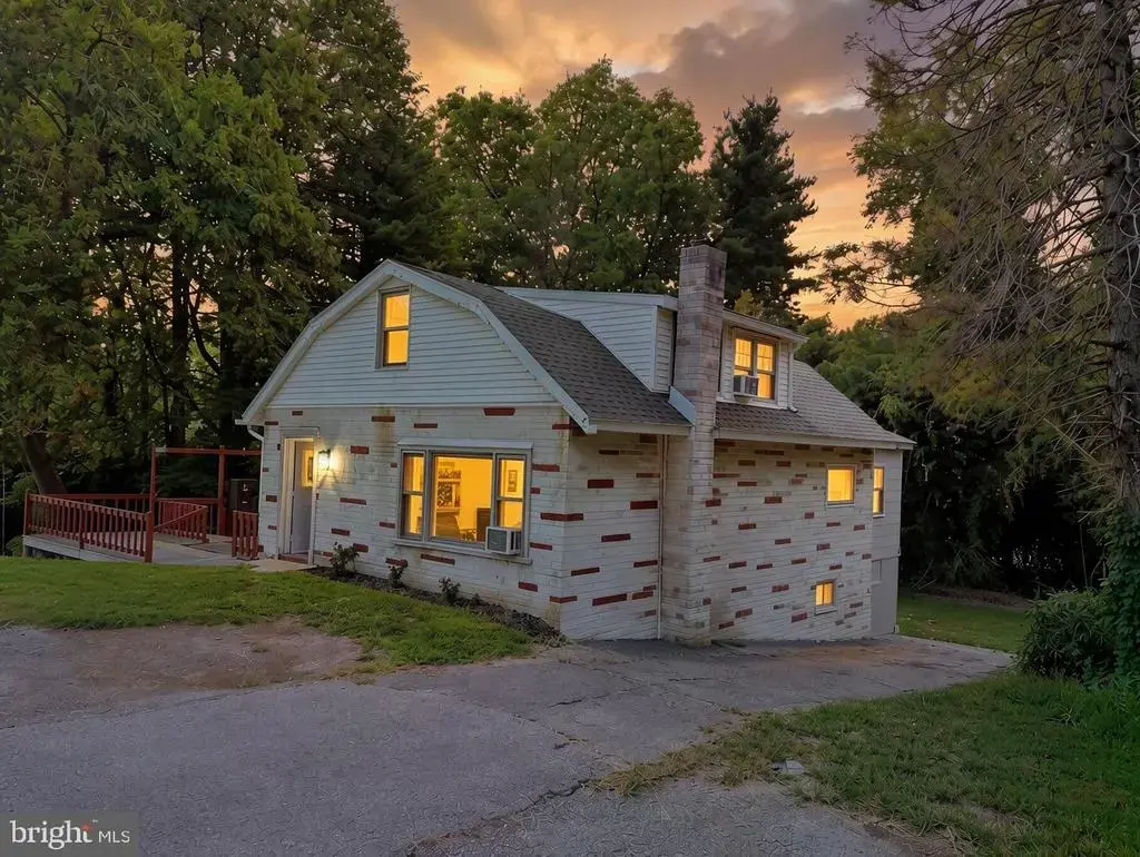 497 Lancaster Ave, MALVERN