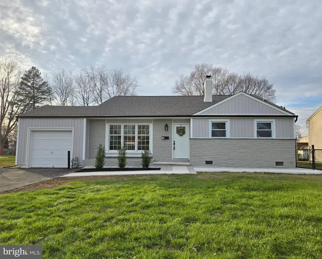 210 Barbara Ln, WARMINSTER