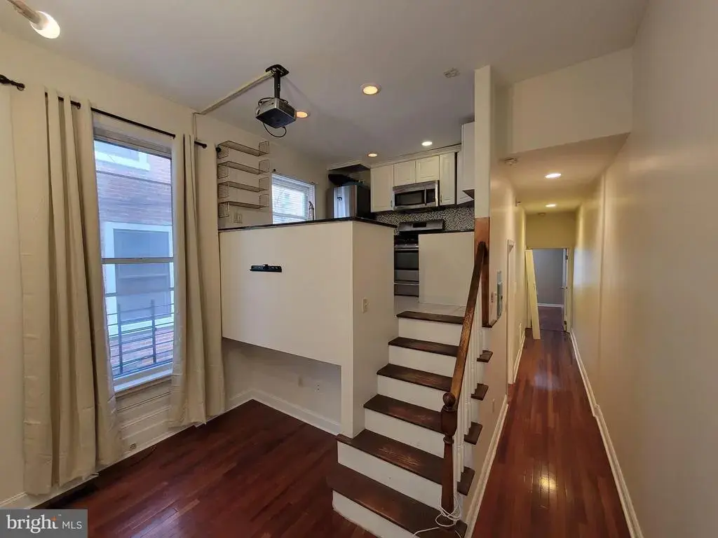 1828-00 Green St #1r, PHILADELPHIA