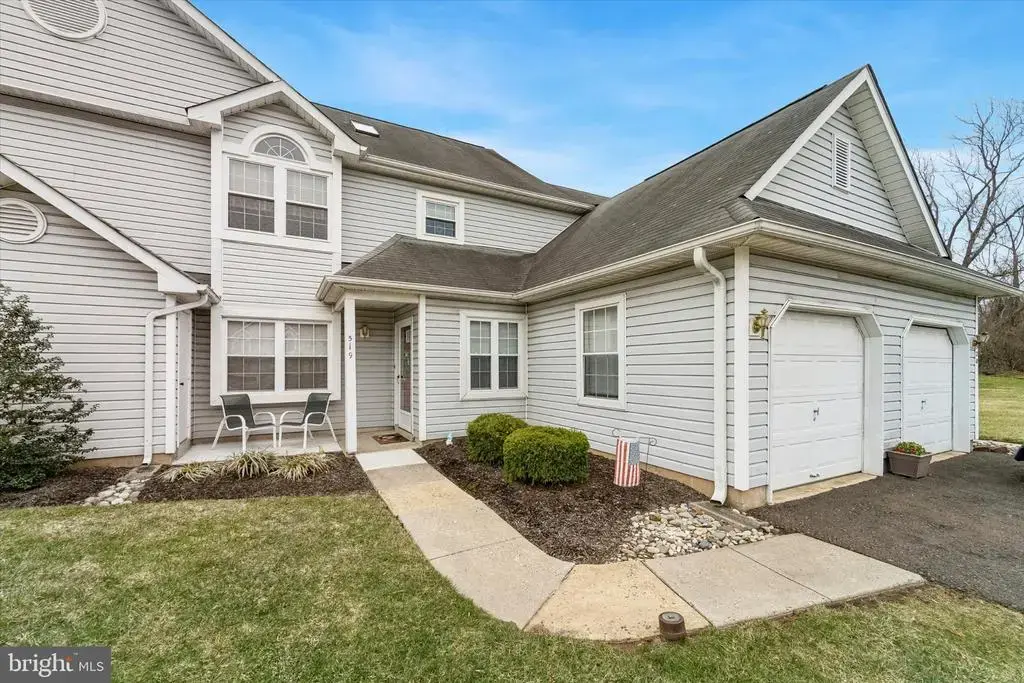 519 Grand Blvd #19, WARRINGTON