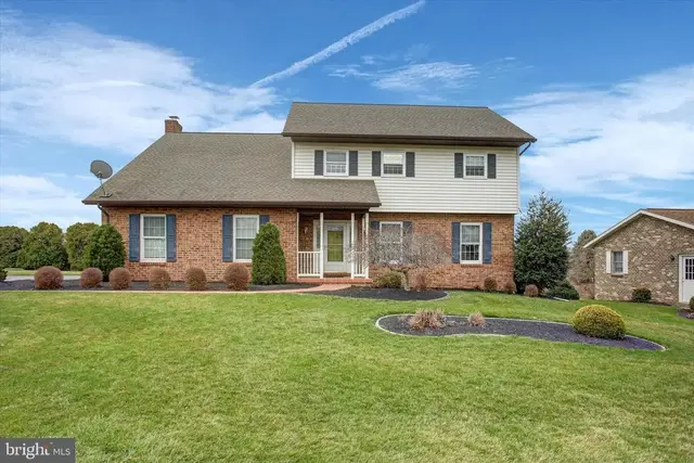 19 Obsidian Drive, Chambersburg