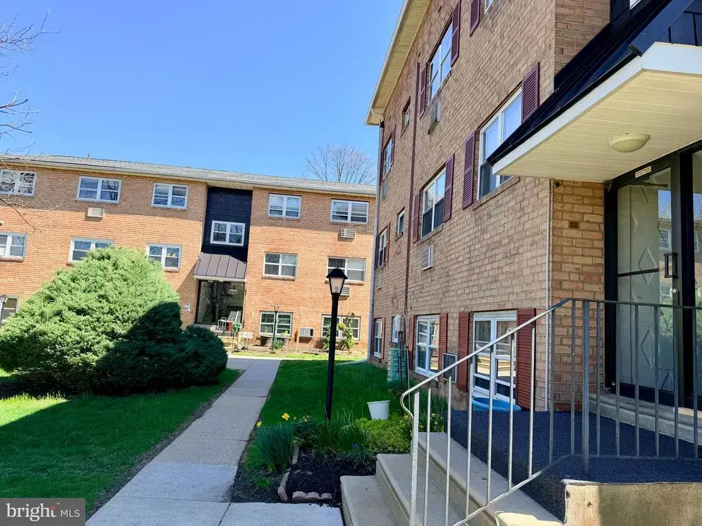 335 E Lancaster Ave #b-14, DOWNINGTOWN