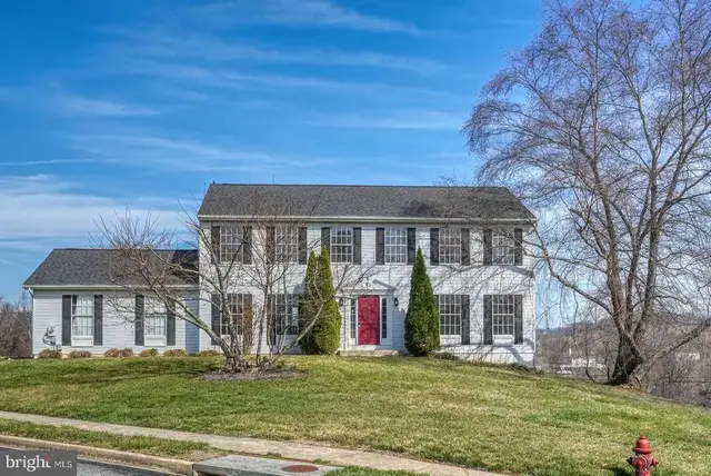 66 Fox Rock Dr, Myersville