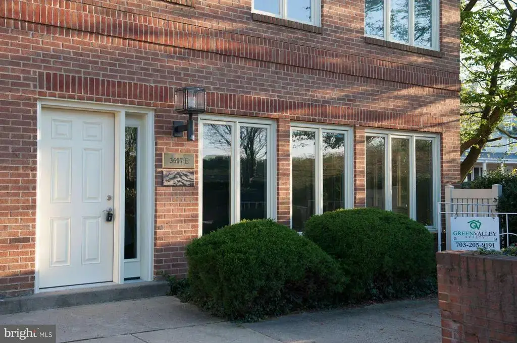 3607 Chain Bridge Rd #e, FAIRFAX