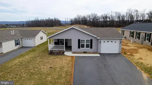24 Burke Drive, Shippensburg