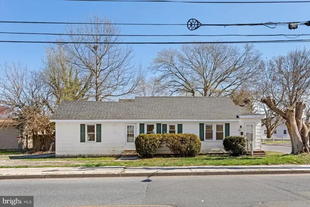 705 Roger St, SALISBURY