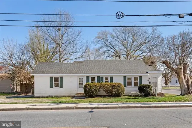 705 Roger St, Salisbury