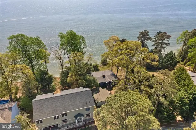 1165 Stagecoach Cir, Lusby