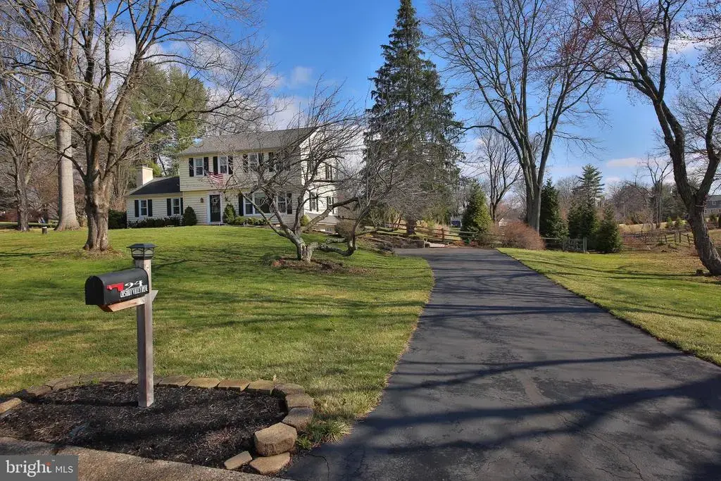 94 Chestnut Valley Dr, DOYLESTOWN