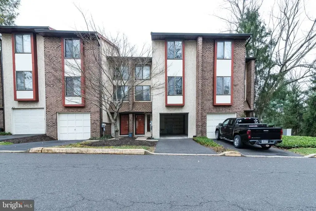 9--2 Aspen Way, DOYLESTOWN