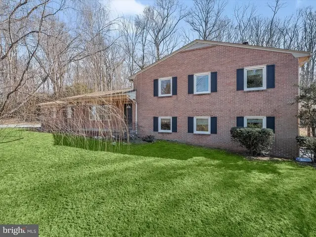 10423 Church Hill Rd, Myersville