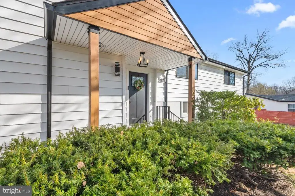549 Austin Dr, FAIRLESS HILLS
